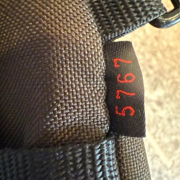 Tamrac Velocity 5767 Brown/Dark Brown Camera Bag Sling Backpack with Inserts - Picture 7 of 10